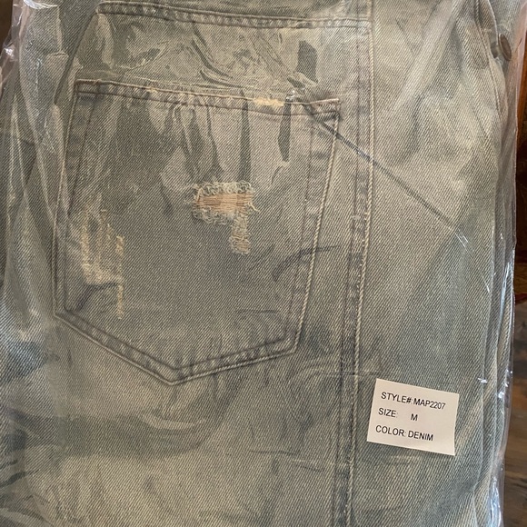 NWT Sold out at “Three Birds Nest “ Aaron and Amber Jumpsuit/ Overalls - Picture 9 of 9